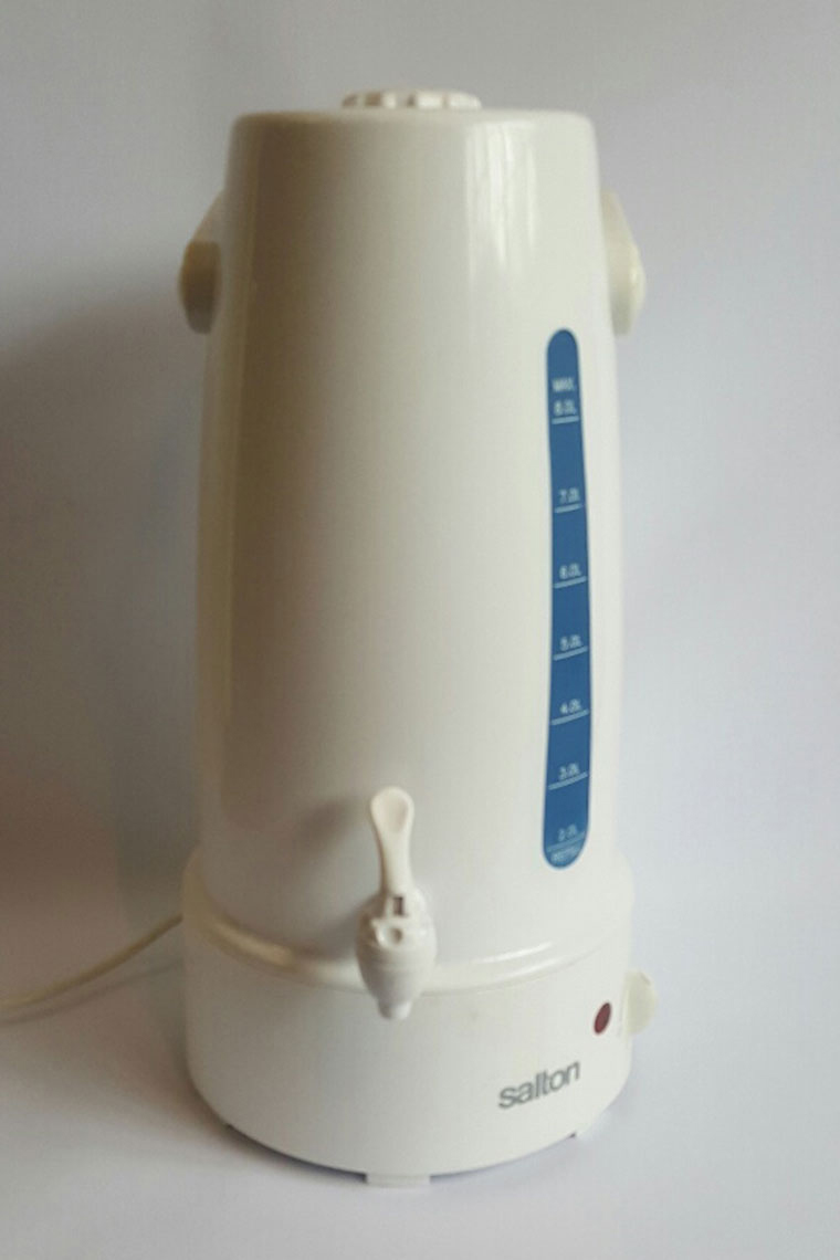 White 8 L Urn White 8 L Urn
